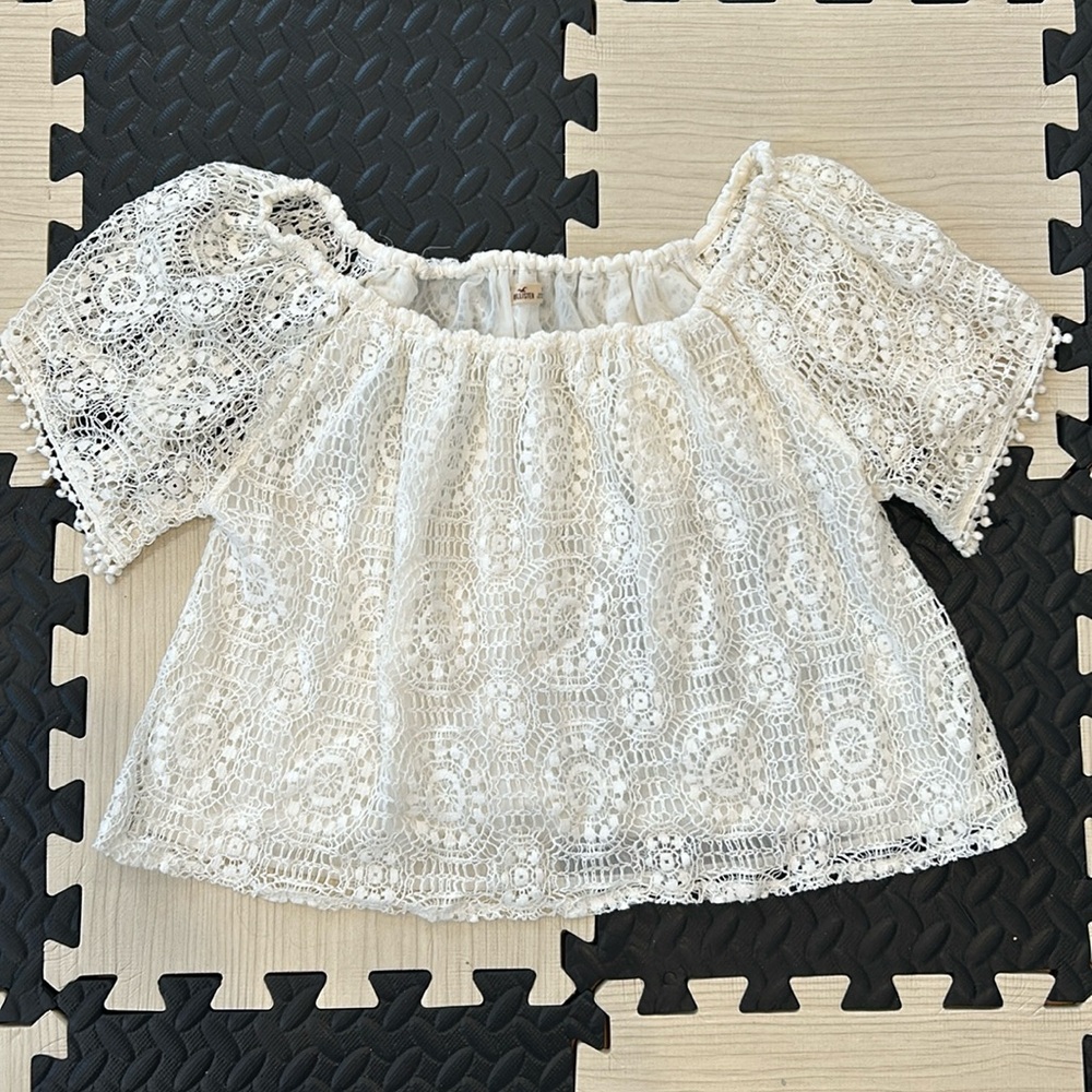 Hollister Lace Boho Crop Top size small
